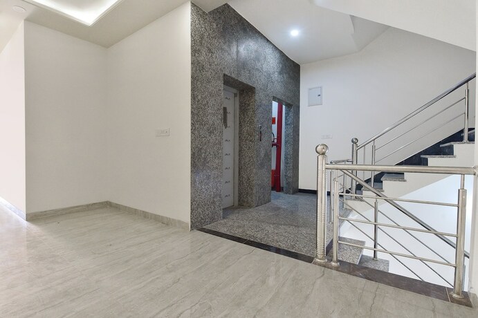 Imagen general del Hotel Fabhotel Lakhdatar. Foto 5