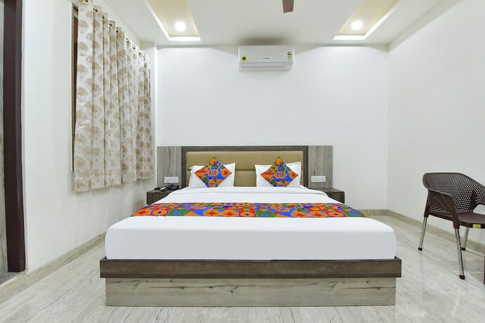 Imagen de la habitación del Hotel Fabhotel Lakhdatar. Foto 20