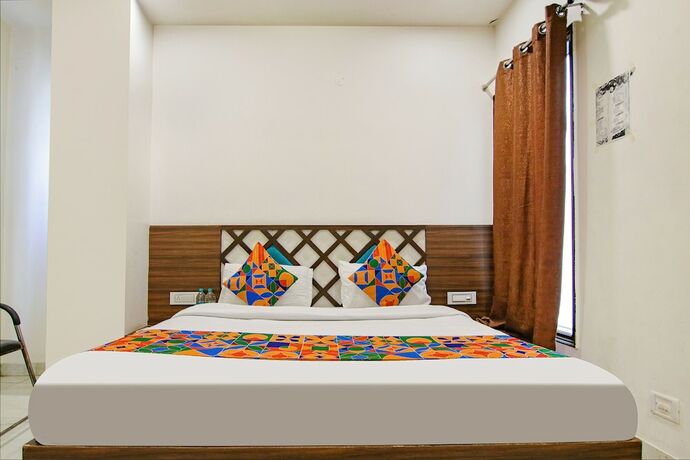 Imagen de la habitación del Hotel Fabhotel Legacy. Foto 17
