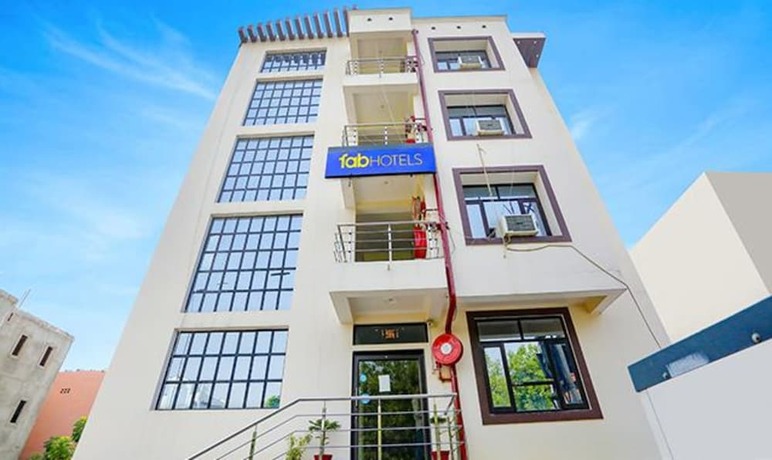 Imagen general del Hotel Fabhotel Lily Grand. Foto 1
