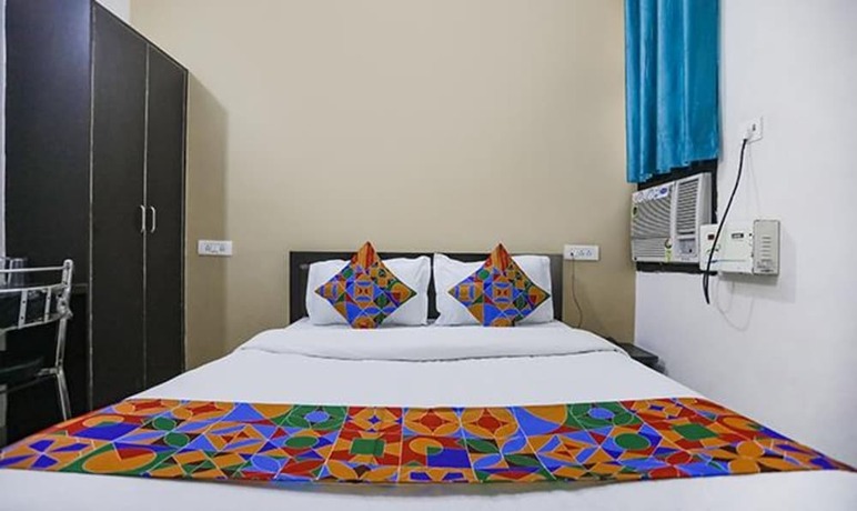 Imagen de la habitación del Hotel Fabhotel Lily Grand. Foto 19