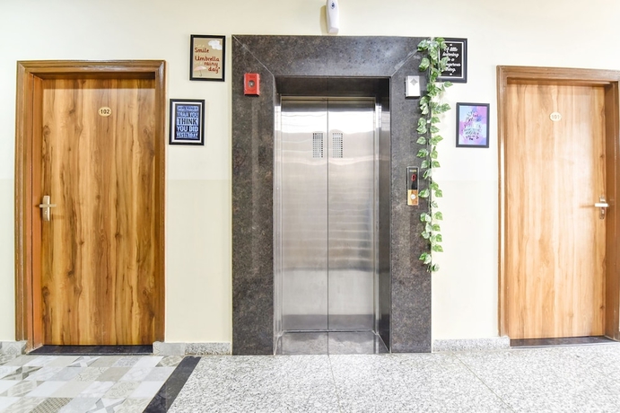Imagen de los interiores del Hotel Fabhotel Living. Foto 13