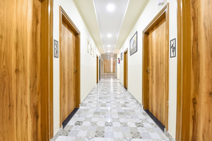 Imagen de los interiores del Hotel Fabhotel Living. Foto 16