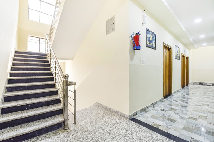 Imagen de los interiores del Hotel Fabhotel Living. Foto 17