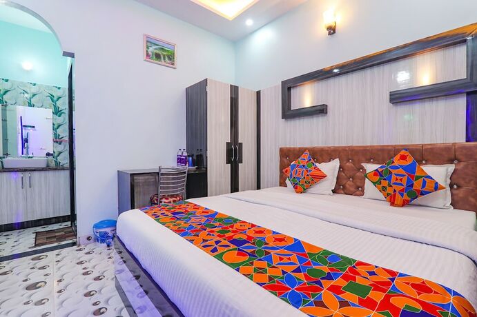 Imagen de la habitación del Hotel Fabhotel Lumbini International. Foto 17