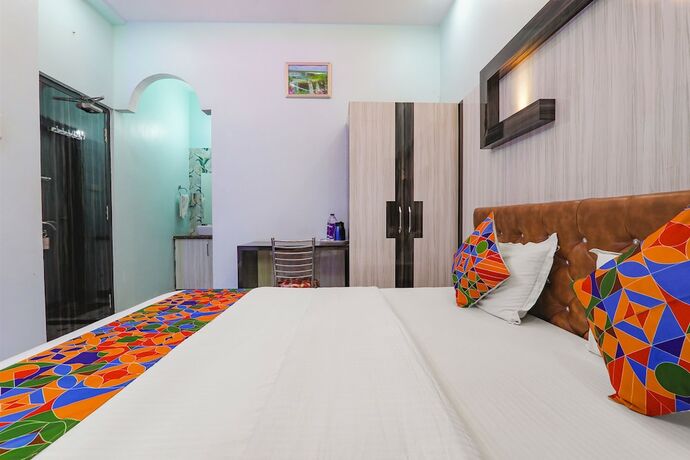 Imagen de la habitación del Hotel Fabhotel Lumbini International. Foto 19