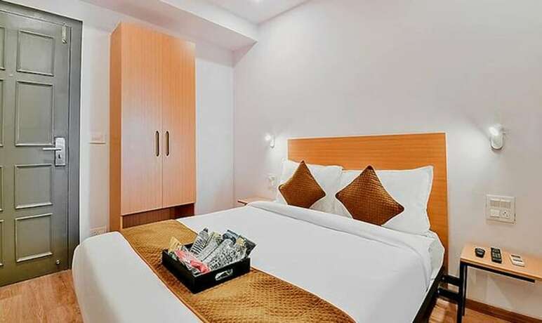 Imagen de la habitación del Hotel Fabhotel Lupin International. Foto 8