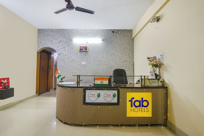 Imagen de los interiores del Hotel Fabhotel Maadhavam Residence. Foto 14