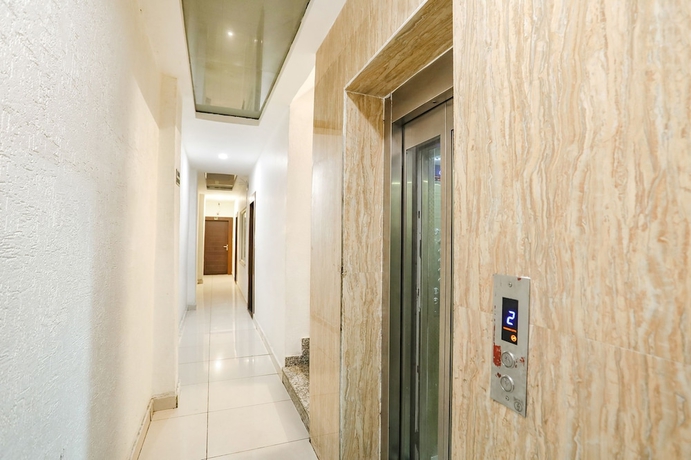Imagen de los interiores del Hotel Fabhotel Madhuban Inn. Foto 15