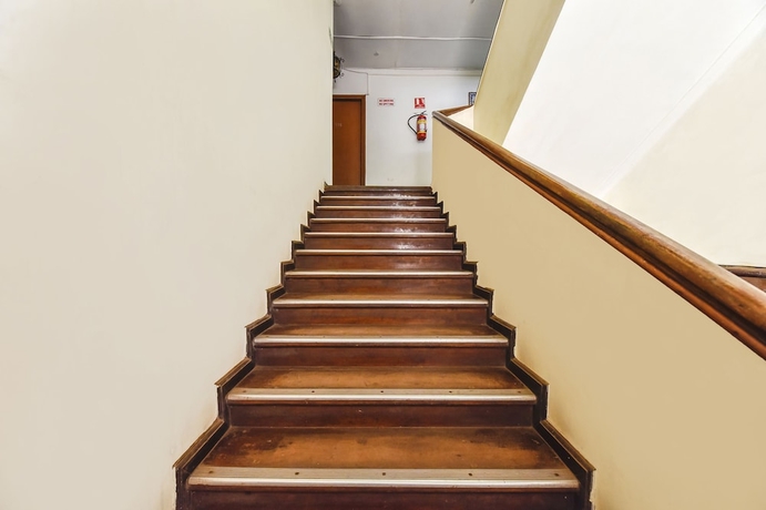 Imagen de los interiores del Hotel Fabhotel Maharaja. Foto 14