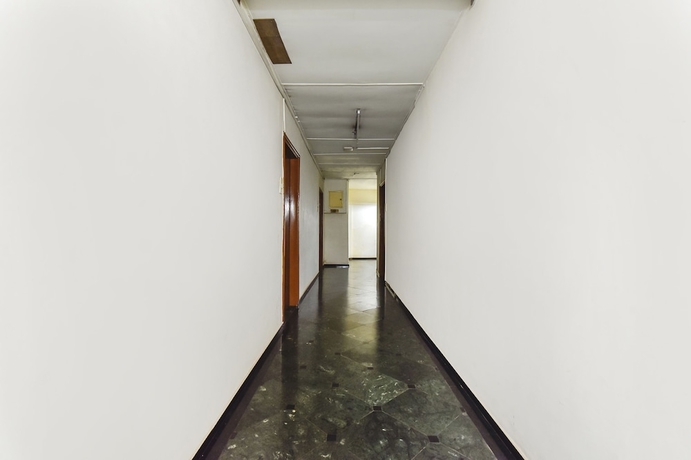 Imagen de los interiores del Hotel Fabhotel Maharaja. Foto 15
