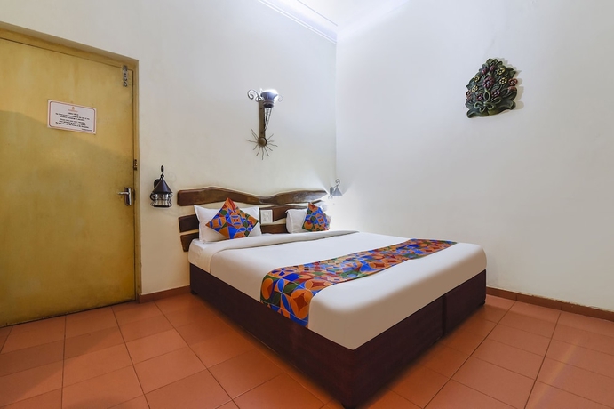 Imagen de la habitación del Hotel Fabhotel Maharaja. Foto 6