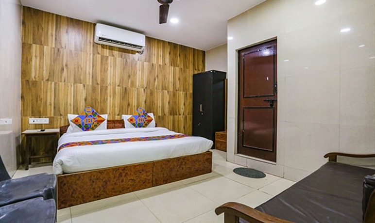 Imagen general del Hotel Fabhotel Maharoopa. Foto 3