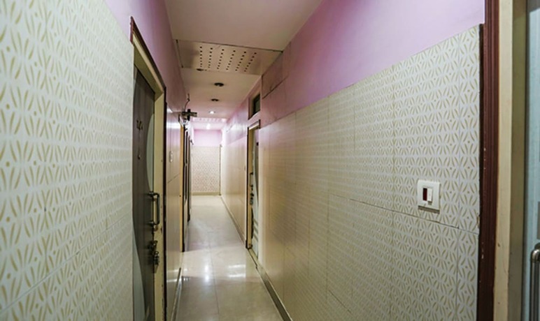 Imagen general del Hotel Fabhotel Maharoopa. Foto 13