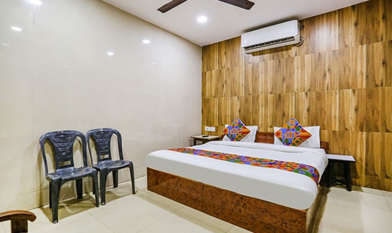 Imagen de la habitación del Hotel Fabhotel Maharoopa. Foto 20