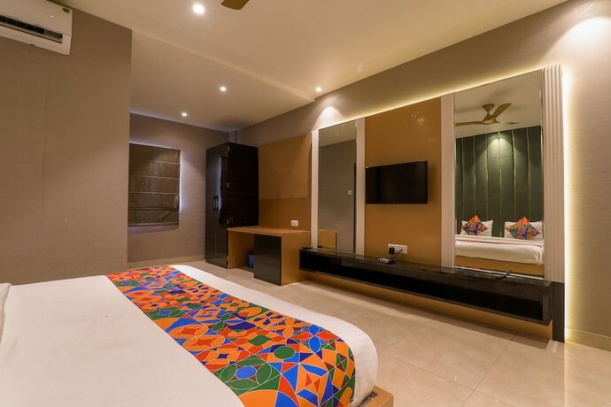 Imagen general del Hotel Fabhotel Maya Crystal. Foto 1