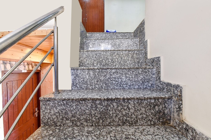 Imagen de los interiores del Hotel Fabhotel Mayra Grand. Foto 17