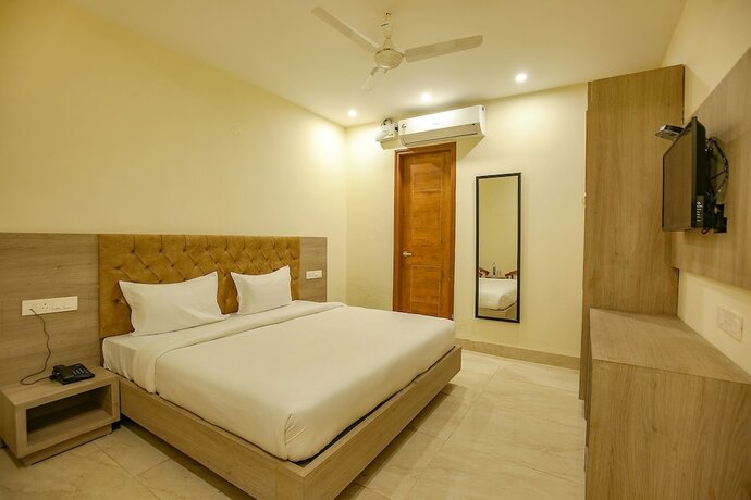 Imagen de la habitación del Hotel Fabhotel Melano. Foto 20