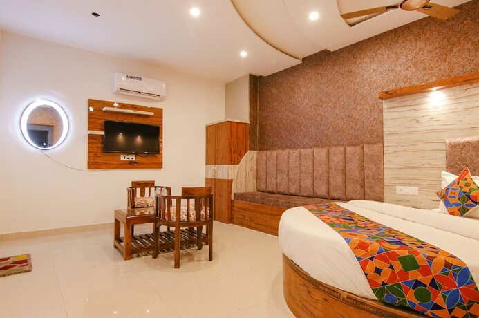 Imagen general del Hotel Fabhotel Meridian Inn. Foto 3
