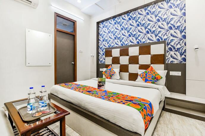 Imagen de la habitación del Hotel Fabhotel Metro View. Foto 15