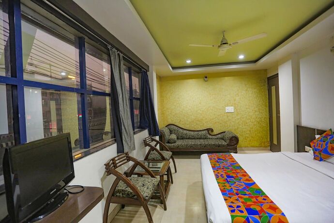 Imagen de la habitación del Hotel Fabhotel Midland. Foto 18
