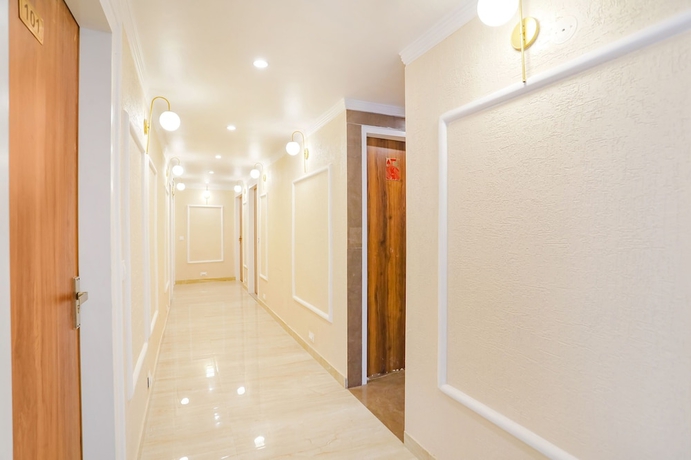 Imagen de los interiores del Hotel Fabhotel Montreal. Foto 16