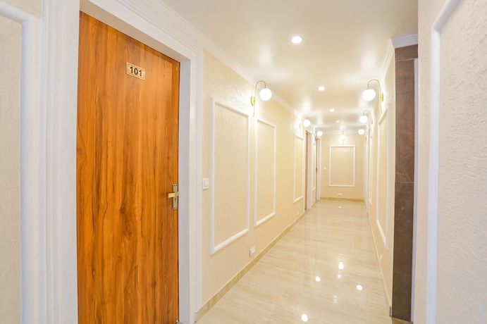 Imagen de los interiores del Hotel Fabhotel Montreal. Foto 17