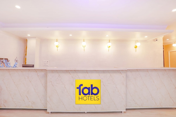 Imagen de los interiores del Hotel Fabhotel Montreal. Foto 19