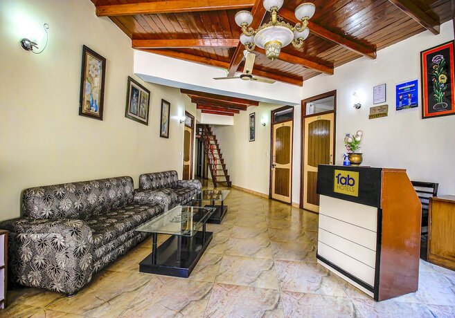 Imagen general del Hotel Fabhotel Moon Ii. Foto 4