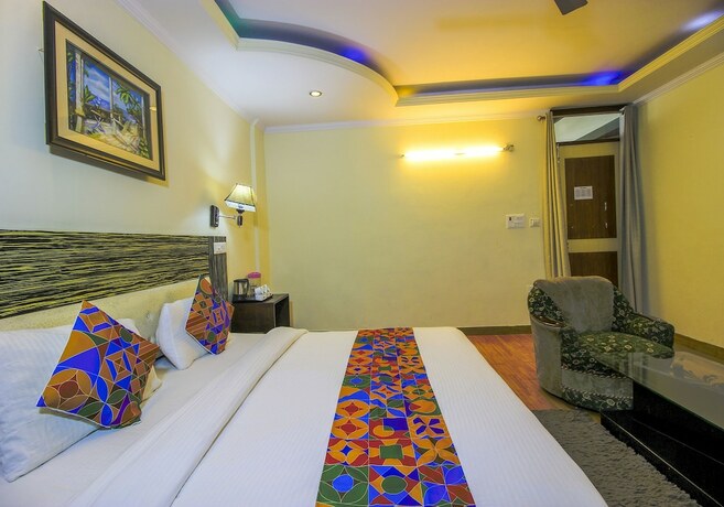 Imagen general del Hotel Fabhotel Moon Ii. Foto 8