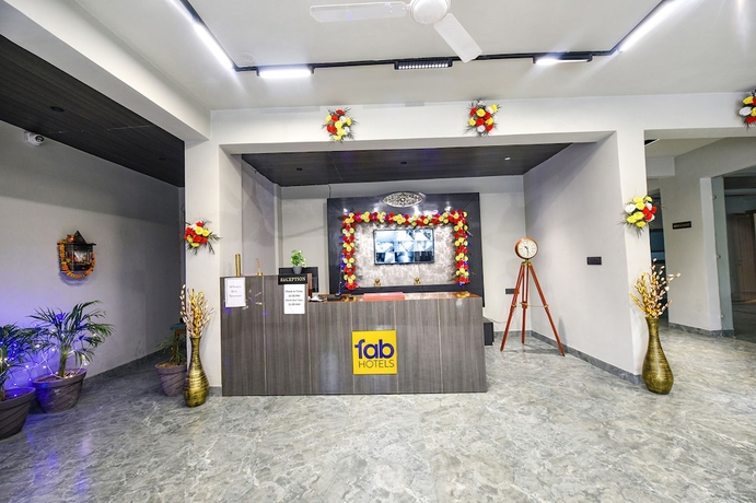 Imagen de los interiores del Hotel Fabhotel Naina Residency. Foto 17