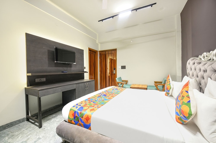 Imagen de la habitación del Hotel Fabhotel Naina Residency. Foto 9