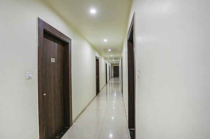 Imagen general del Hotel Fabhotel Naman. Foto 3