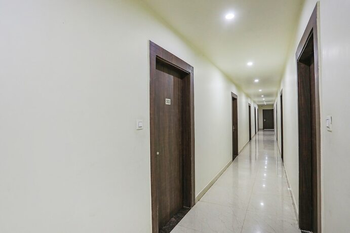 Imagen general del Hotel Fabhotel Naman. Foto 13