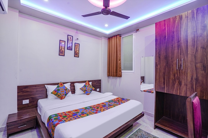 Imagen de la habitación del Hotel Fabhotel Nandini Grand. Foto 2