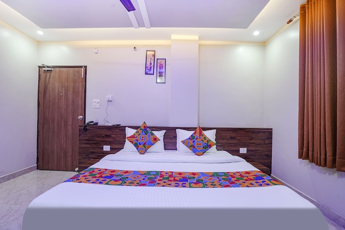Imagen de la habitación del Hotel Fabhotel Nandini Grand. Foto 4