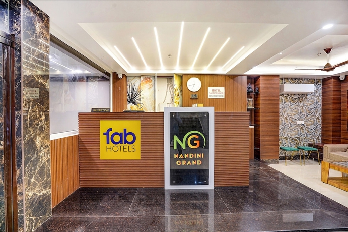 Imagen de los interiores del Hotel Fabhotel Nandini Grand. Foto 16