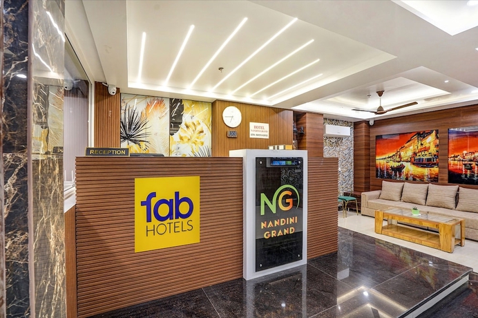 Imagen de los interiores del Hotel Fabhotel Nandini Grand. Foto 17