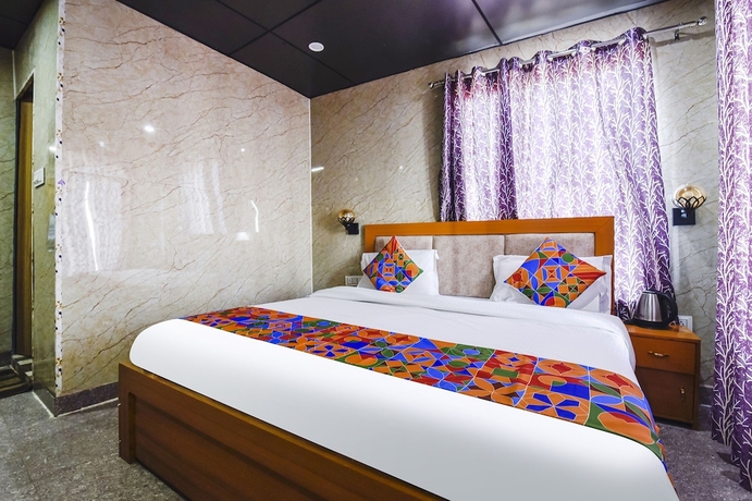Imagen de la habitación del Hotel Fabhotel Neilkanth. Foto 8