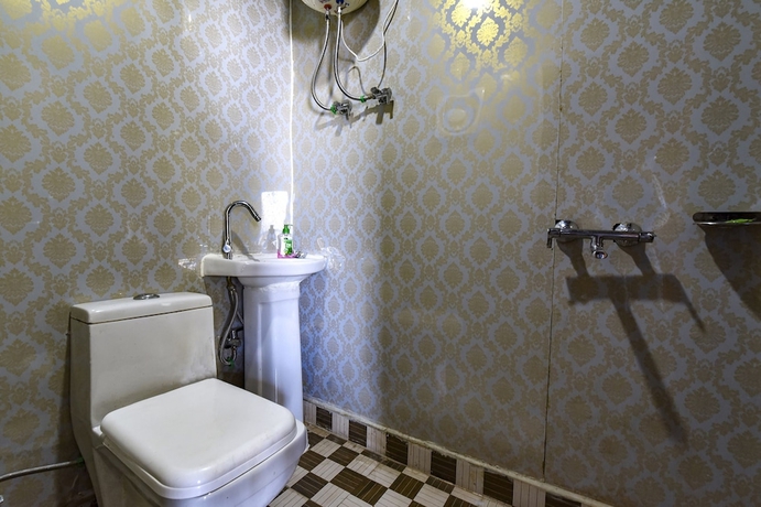 Imagen de la habitación del Hotel Fabhotel Neilkanth. Foto 16