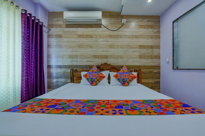 Imagen de la habitación del Hotel Fabhotel New Central. Foto 20
