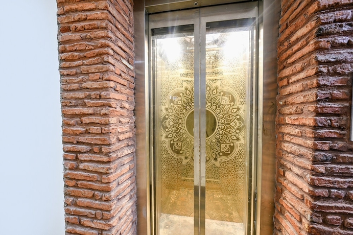 Imagen de los interiores del Hotel Fabhotel Nirvana Grand By Io. Foto 12