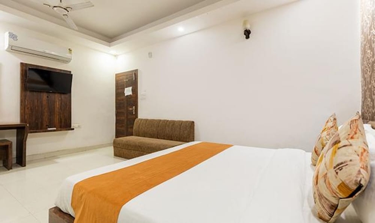 Imagen de la habitación del Hotel Fabhotel Ocean Pearl. Foto 9