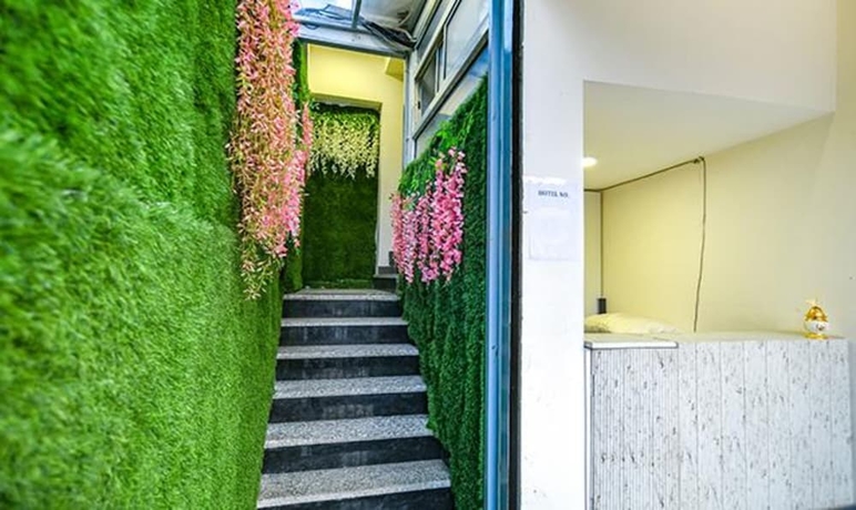 Imagen de los interiores del Hotel Fabhotel One Stay. Foto 13