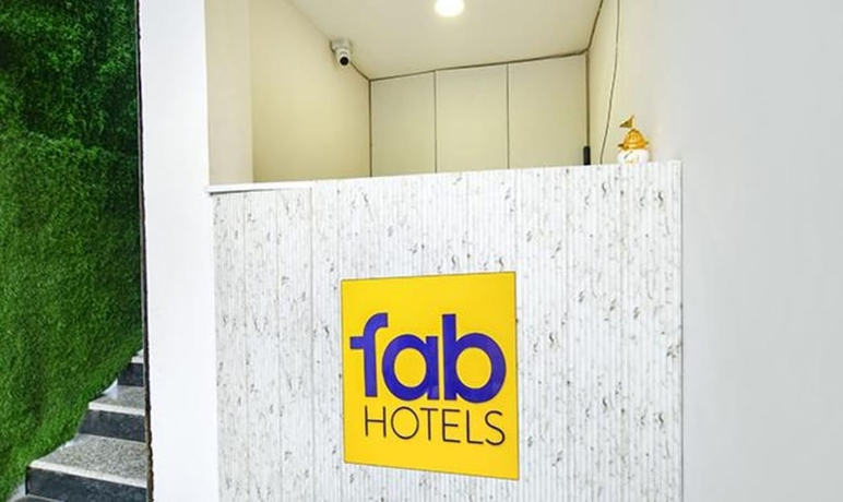 Imagen de los interiores del Hotel Fabhotel One Stay. Foto 19