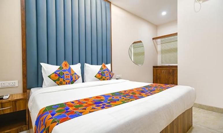 Imagen de la habitación del Hotel Fabhotel One Stay. Foto 6
