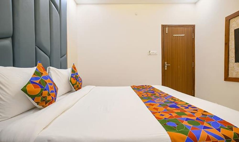 Imagen de la habitación del Hotel Fabhotel One Stay. Foto 9