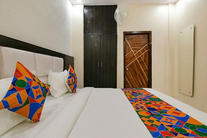 Imagen general del Hotel Fabhotel Palm Plaza. Foto 13