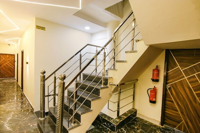 Imagen general del Hotel Fabhotel Palm Plaza. Foto 16