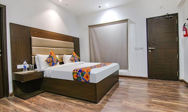 Imagen de la habitación del Hotel Fabhotel Paradise Ville Resort. Foto 4